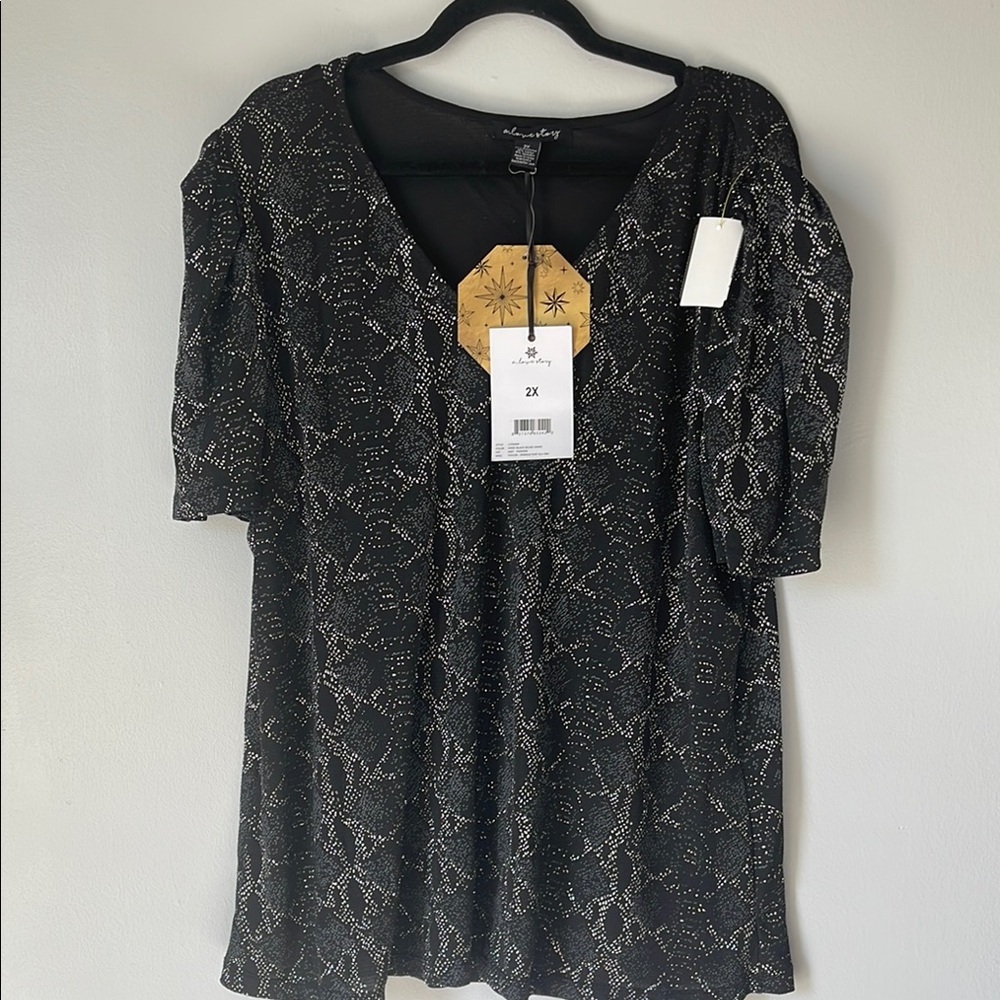 A Love Story Size 2X Black and Silver Metallic Pullover Top Holiday Season